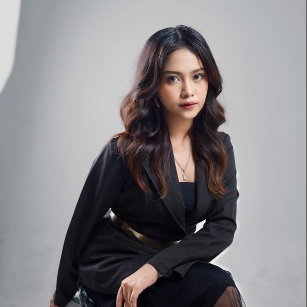 Shadrina Hazira